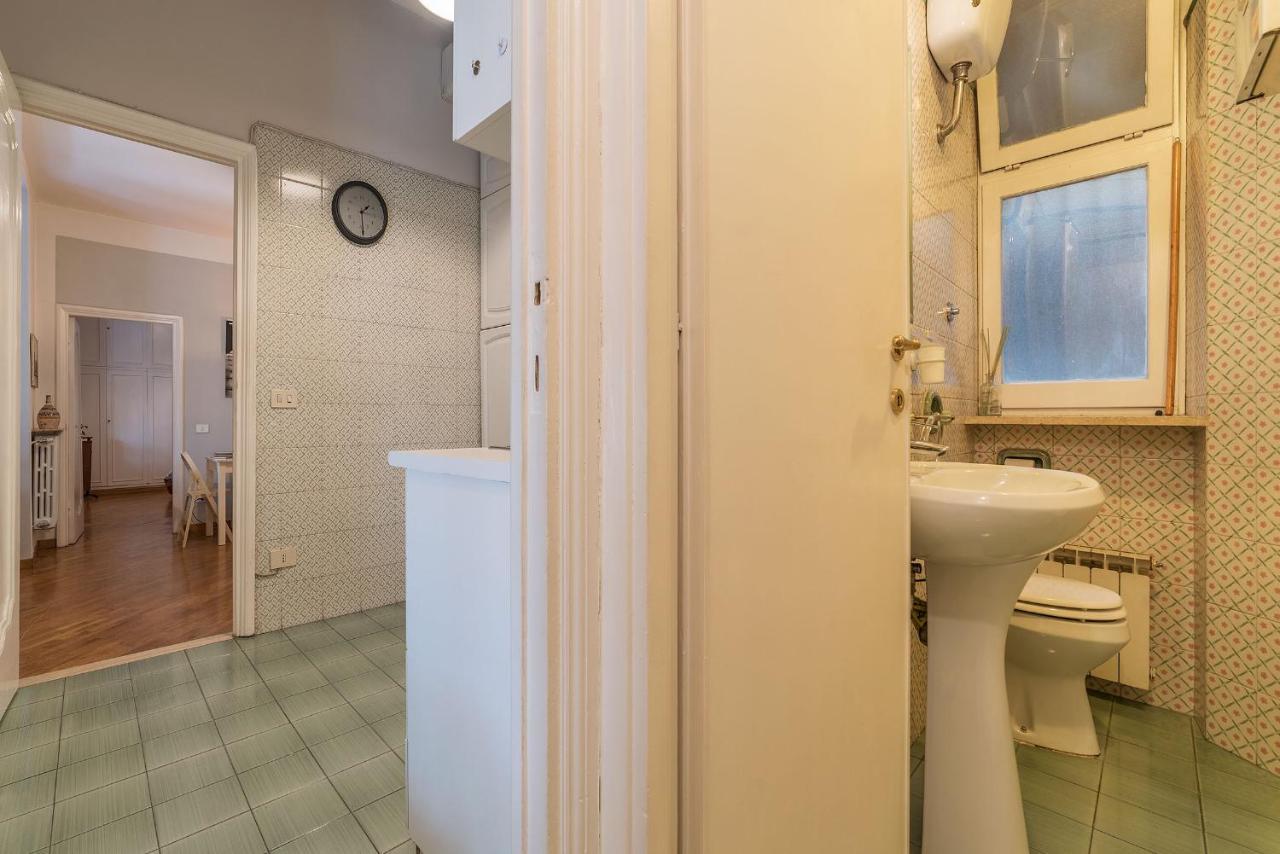 Trastevere & Ponte Sisto Cozy Flat Рим Экстерьер фото